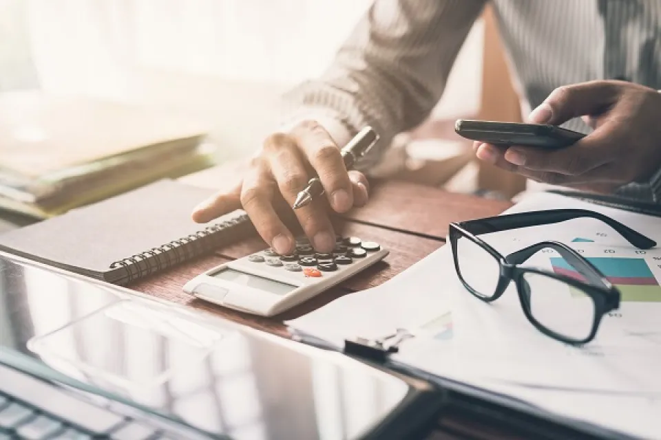 التحليل الإحصائي للبيانات المالية لأغراض إتخاذ القرارات بإستخدام برنامج SPSS