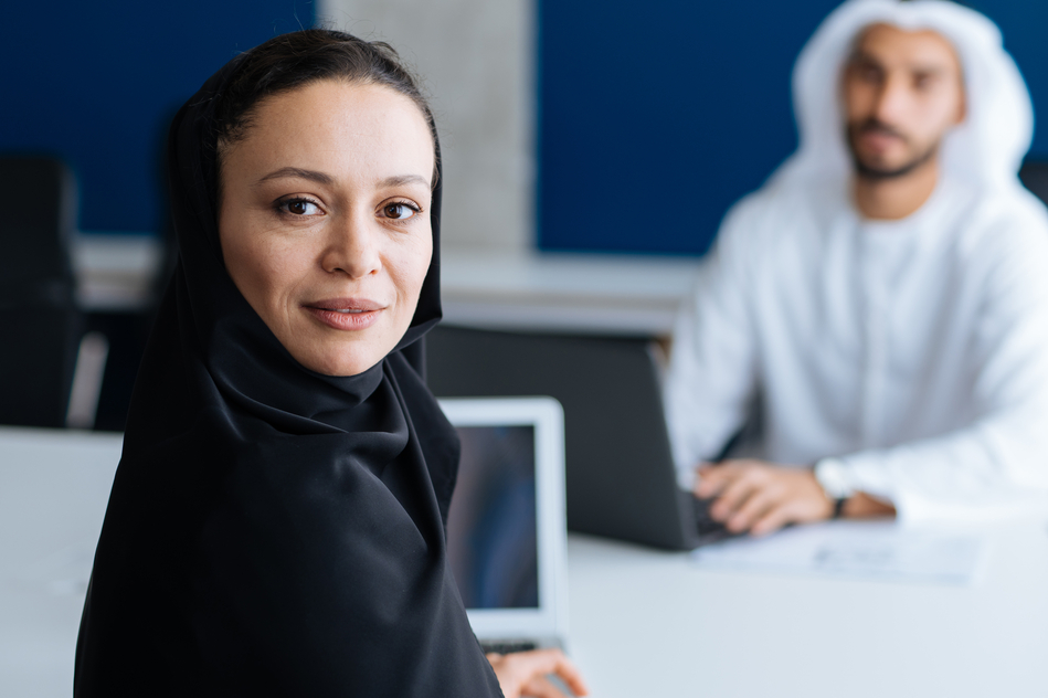 أساسيات إتيكيت و بروتوكول الأعمال للمرأة القيادية