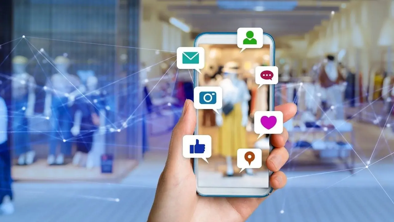 برنامج تطوير مدراء و خبراء التواصل الإجتماعي